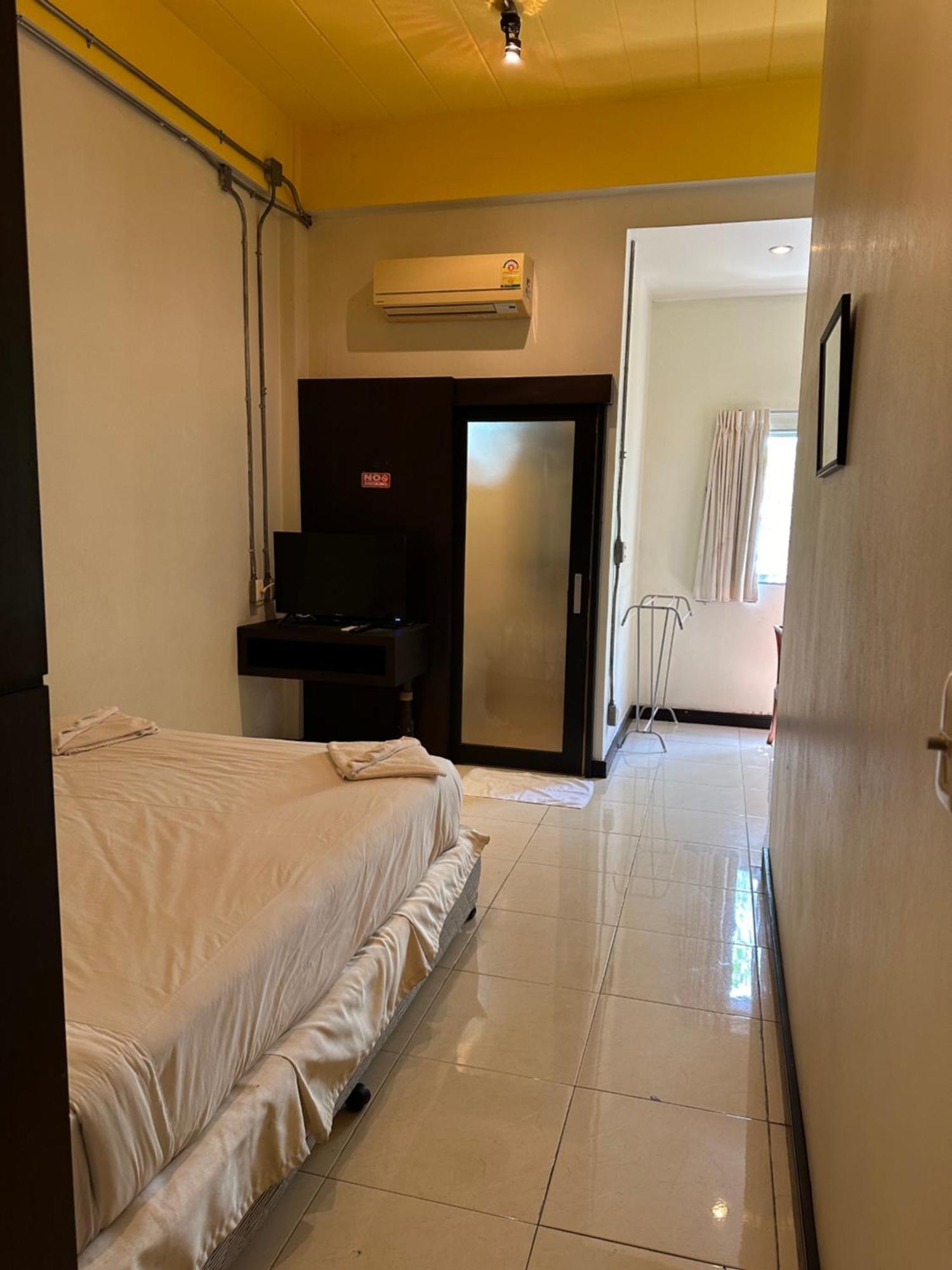 Cozy Place Patong Exterior foto